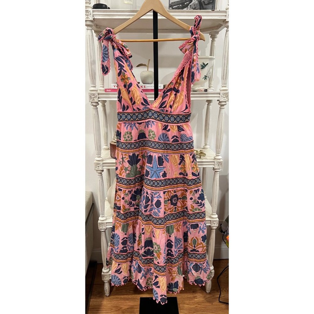 Farm Rio Pink Seashell Tapestry Tropical Tiered Lace Midi Dress Size Small - Picture 5 of 6